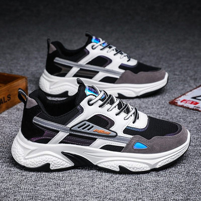 Adidași bărbați cu șireturi și talpă plată - mai multe modele