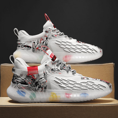 Tenisi de bărbați controversați cu șireturi în mai multe culori