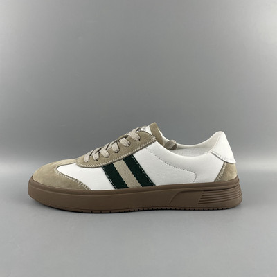 Adidași bărbați cu șireturi - două modele