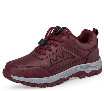 Model nou de adidasi pentru barbati din imitatie de piele - mai multe modele