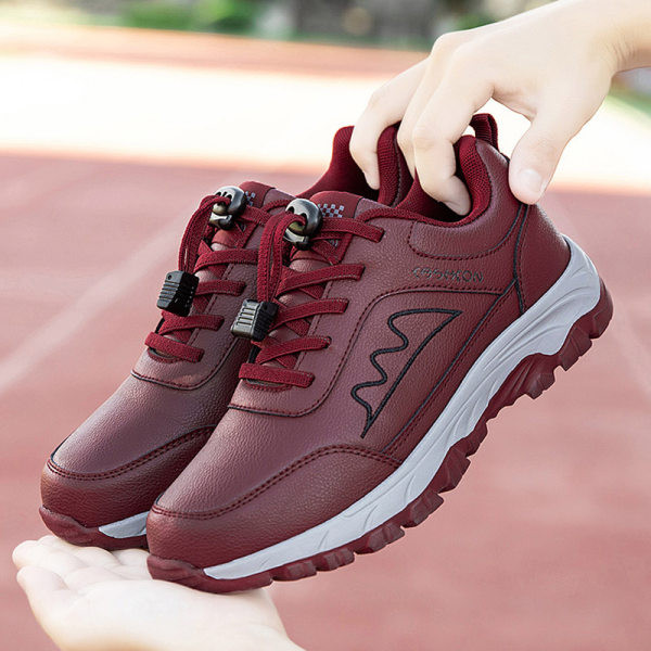 Model nou de adidasi pentru barbati din imitatie de piele - mai multe modele