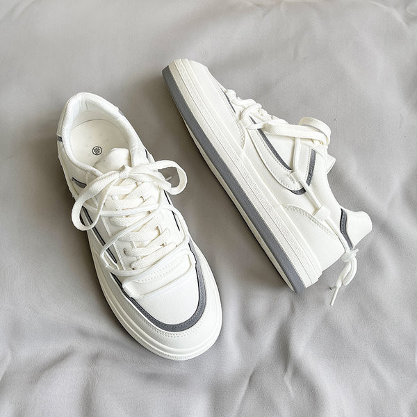 Adidasi barbati cu talpa plata - piele ecologica