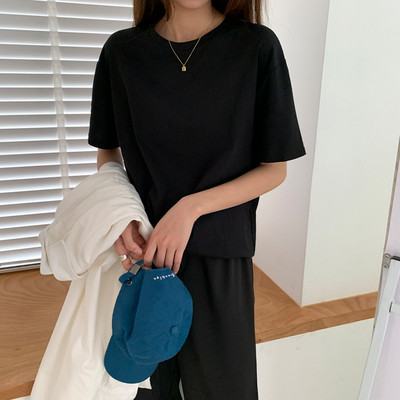 Φθινοπωρινή φαρδιά μπλούζα με οβάλ λαιμόκοψη