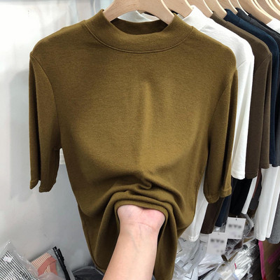 Γυναικεία μπλούζα με χαμηλό γιακά σε αρκετά χρώματα