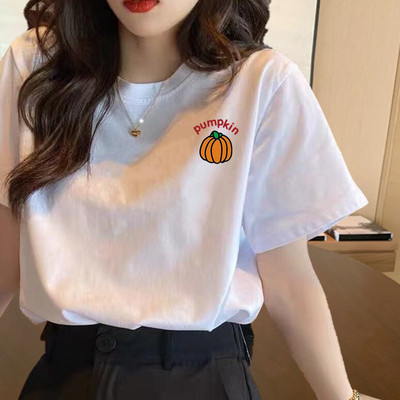 Tricou casual cu aplicatii diverse - pentru femei