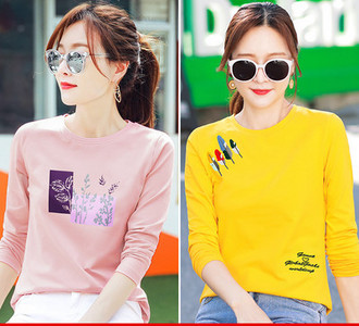 Γυναικεία μπλούζα άνοιξη -φθινόπωρο με έγχρωμη εκτύπωση - σετ 2 τεμαχίων