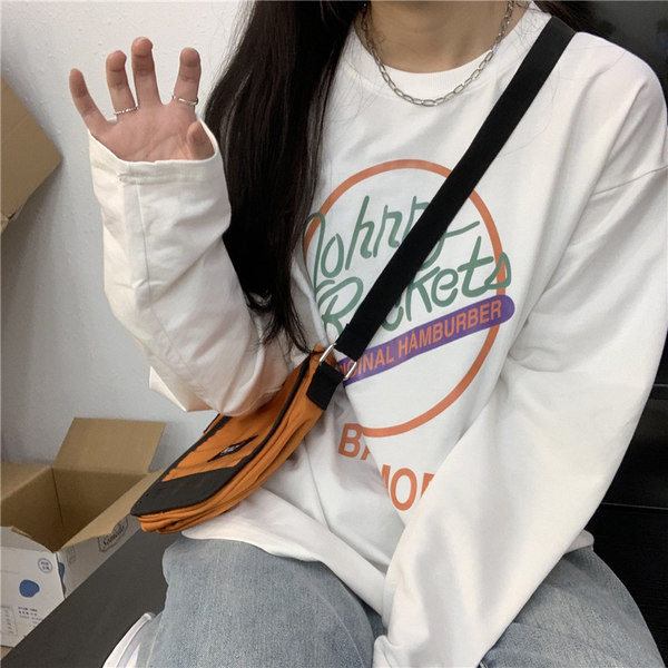 Bluza larga dama cu aplicatie colorata