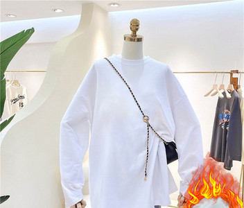 Bluză lată din bumbac cu imprimeu color și decolteu oval