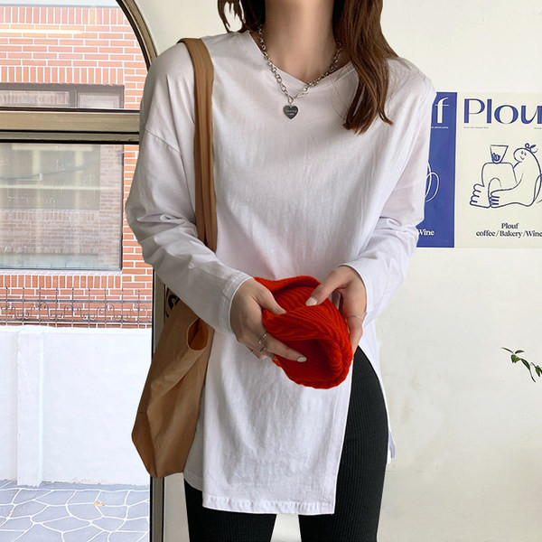 Bluză largă de damă cu decolteu oval