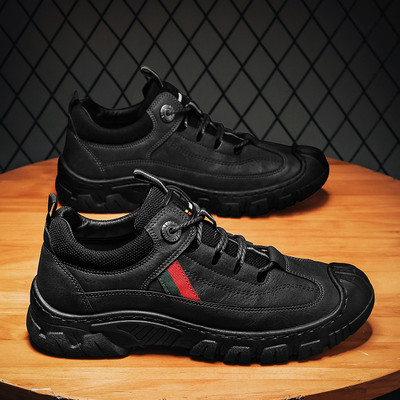 Χειμερινά ανδρικά αθλητικά παπούτσια από οικολογικό δέρμα - δύο μοντέλα