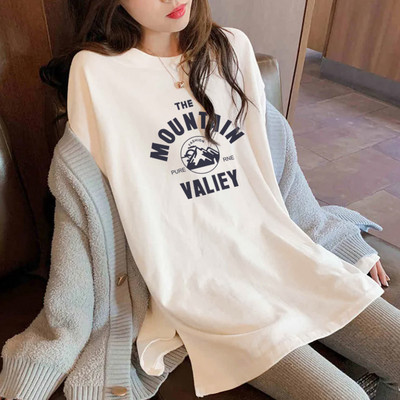 Καθημερινή φαρδιά μπλούζα με έγχρωμη εκτύπωση