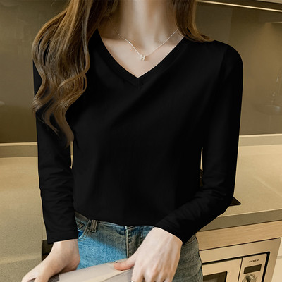 Γυναικεία μπλούζα με σπιτς ή στρογγυλή λαιμόκοψη