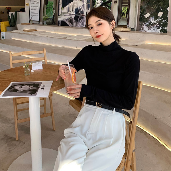 Bluza de dama cu jacheta polo - model simplu