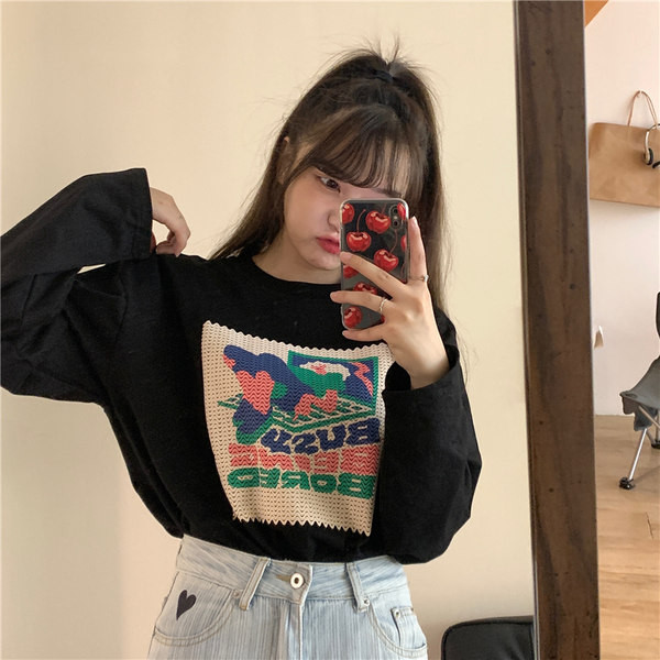 Široka ženska bluza dugih rukava sa printom u dvije boje