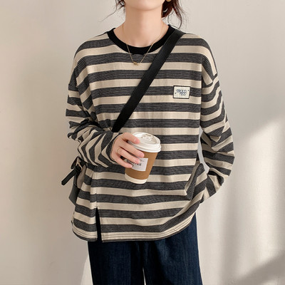 Φαρδύ μοντέλο μπλούζα με ρίγες με σχισμές