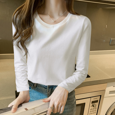 Μοντέρνα γυναικεία μπλούζα με οβάλ ή spitz λαιμόκοψη