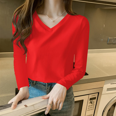 Μοντέρνα γυναικεία μπλούζα με οβάλ ή spitz λαιμόκοψη