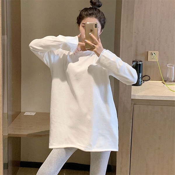 Ženska duga bluza s ovalnim izrezom