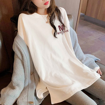 Γυναικεία μακριά μπλούζα με διάφορες εφαρμογές