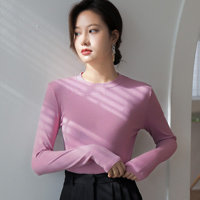 Εφαρμοσμένη γυναικεία μπλούζα με κεντημένη επιγραφή