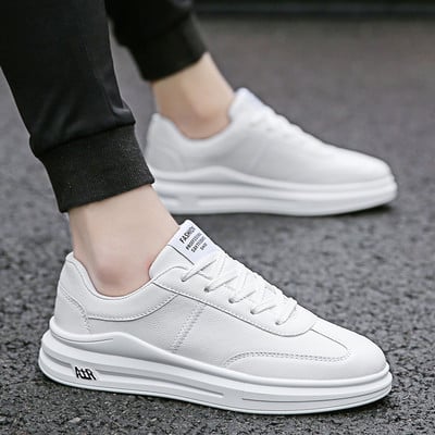 Casual ανδρικά αθλητικά παπούτσια με επίπεδες σόλα και πολύχρωμα κορδόνια