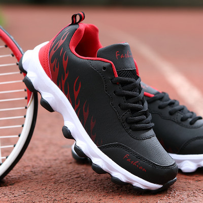 Model nou de adidasi barbati cu imprimeu - mai multe modele