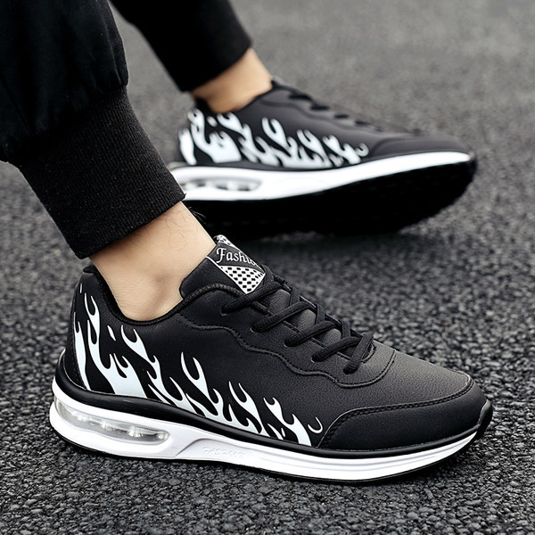 Model nou de adidasi barbati cu imprimeu - mai multe modele