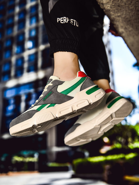 Muške sportske i casual cipele s grubim potplatom