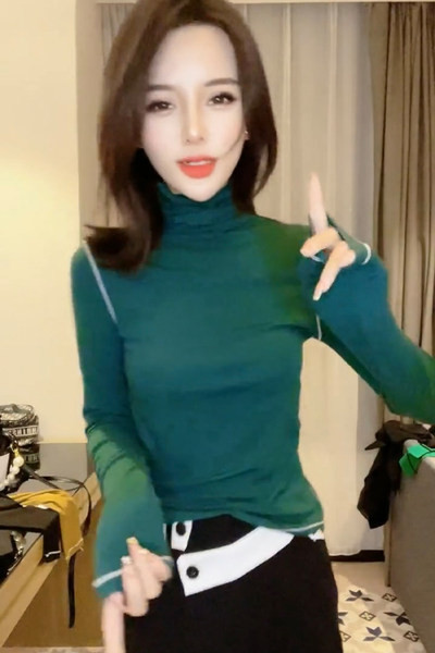 Γυναικεία μπλούζα με γιακά και μακριά μανίκια