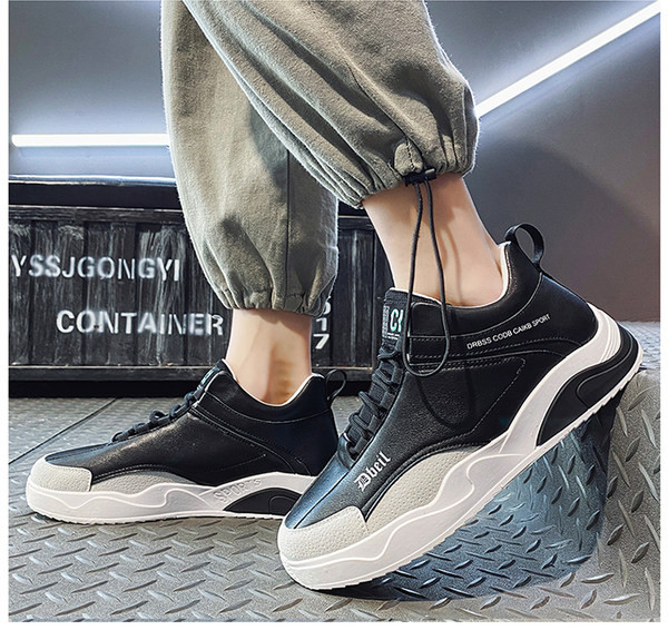 Moderne muške tenisice sa ravnim đonom - od eko kože