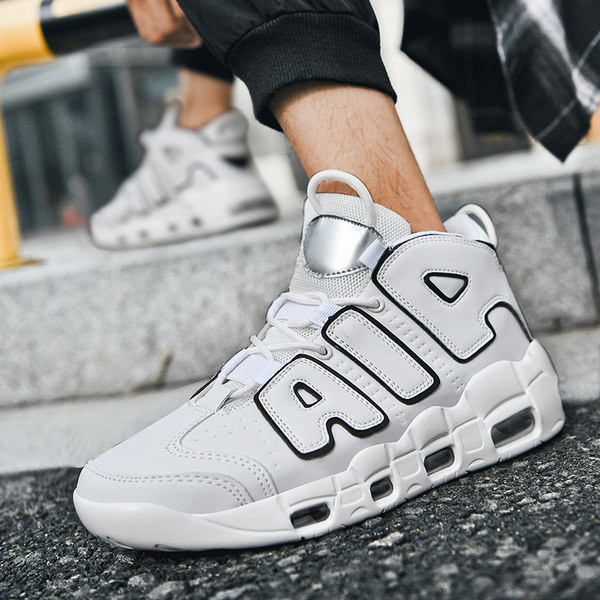 Novi model visokih tenisica od umjetne kože