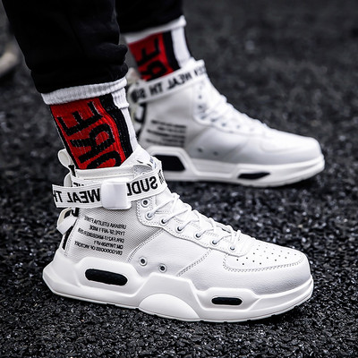 Ανδρικά αθλητικά παπούτσια από οικολογικό δέρμα - δύο μοντέλα