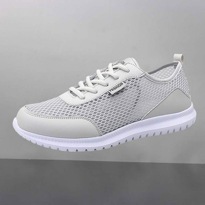 Adidași pentru bărbați cu plasă și talpă plată