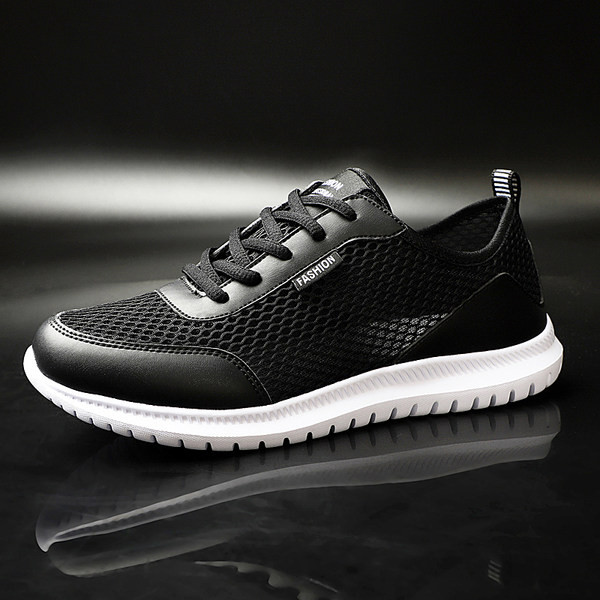 Adidași pentru bărbați cu plasă și talpă plată