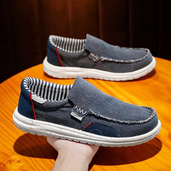 Ανδρικά τζιν μοκασίνια με  σόλα σε δύο μοντέλα