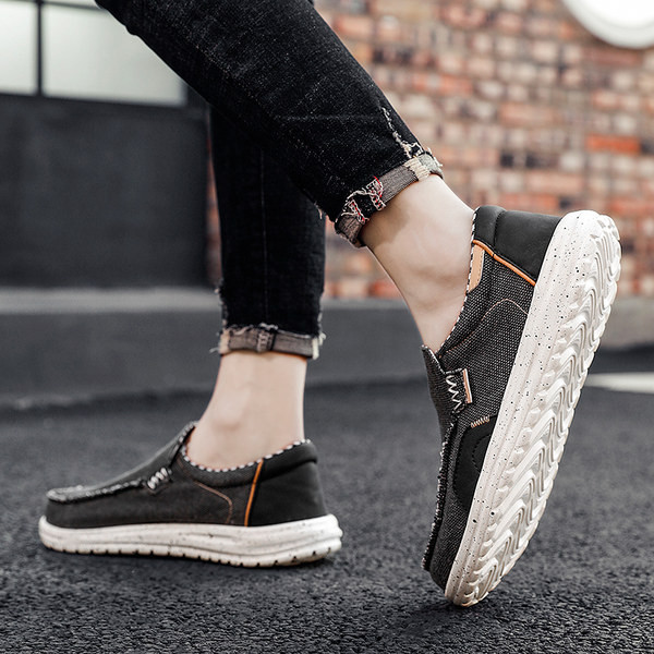 Ανδρικά τζιν μοκασίνια με  σόλα σε δύο μοντέλα