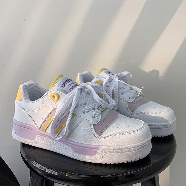 Model nou de adidasi dama cu cravate in trei culori