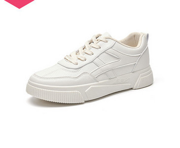 Model nou de adidași de damă de culoare albă și talpă plată