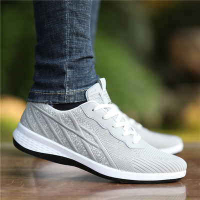 Tenisi textile pentru bărbați - mai multe modele