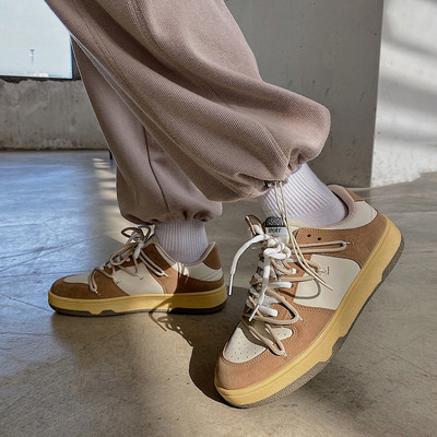 Muške tenisice od eko brušene kože s vezicama