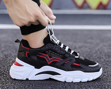 Model nou de adidasi de toamna pentru barbati in trei culori