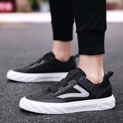 Tenisi barbati din imitatie de piele fara cravate