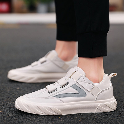 Tenisi barbati din imitatie de piele fara cravate