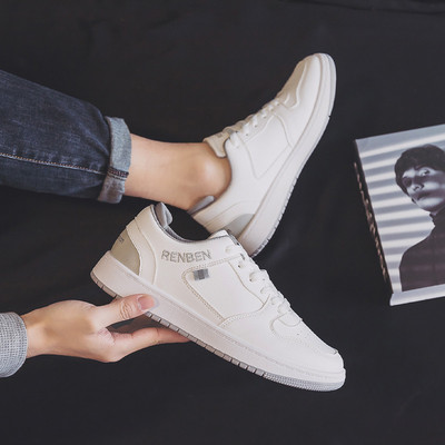 Tenisi albi barbatesti din piele ecologica pentru toamna si iarna