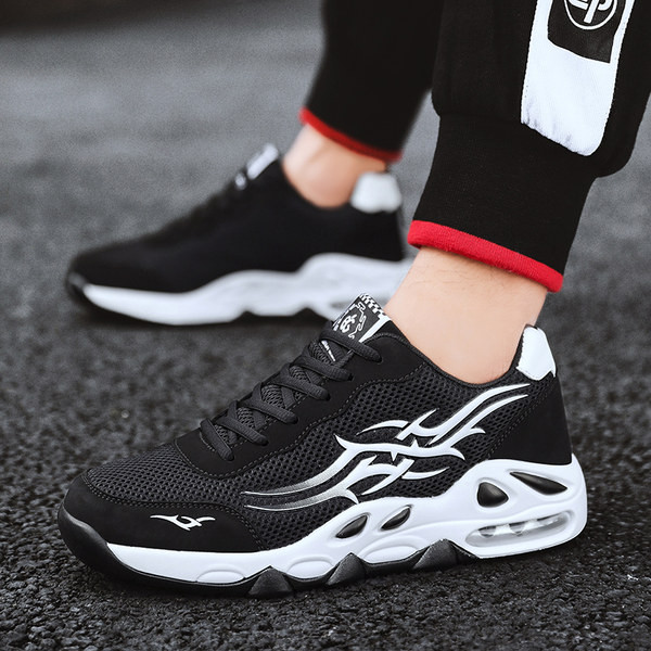 Adidași cu cameră de aer pentru bărbați și femei - mai multe modele