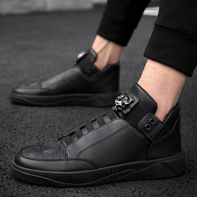 Νέο μοντέλο ανδρικά έκο δερμάτινα sneakers με επίπεδη σόλα σε μαύρο χρώμα