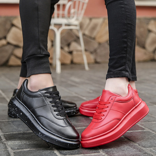 Adidași unisex din piele artificială cu talpă pulverizată