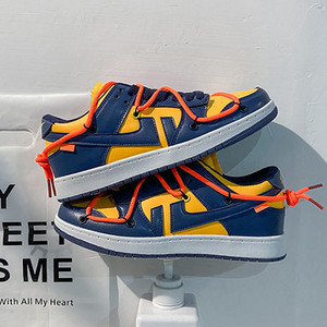 Model nou de adidasi barbatesti cu talpa plate si cravate colorate