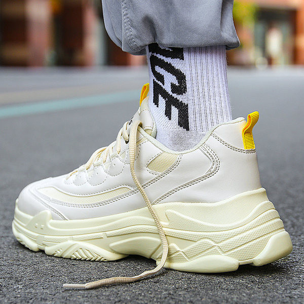 Tenisi casual barbatesti cu sireturi - doua modele