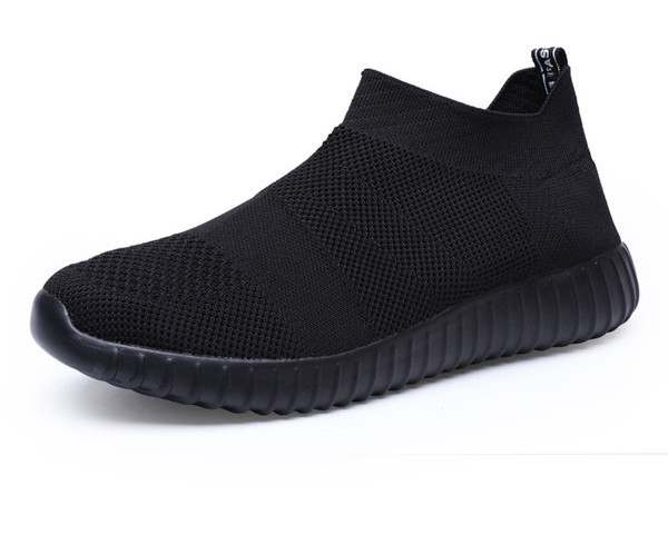 Tenisi casual barbatesti fara inchidere